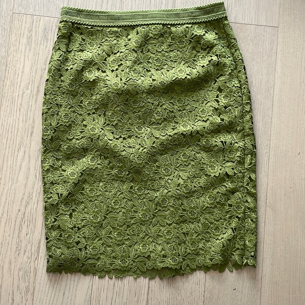 Ann Taylor Green Pencil Skirt with Lace